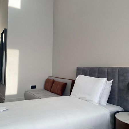 هاستَنغ Vive Hotel المظهر الخارجي الصورة
