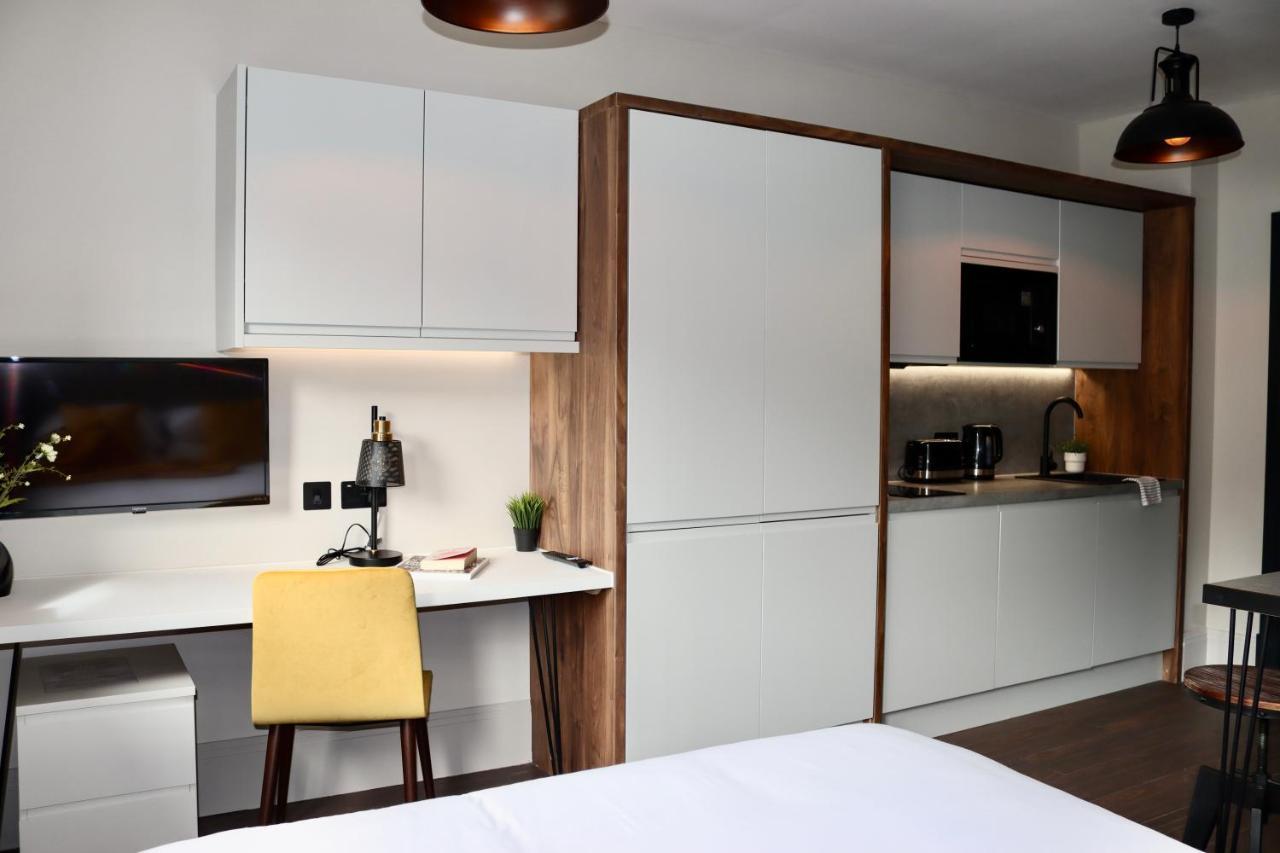 هاستَنغ Vive Hotel المظهر الخارجي الصورة