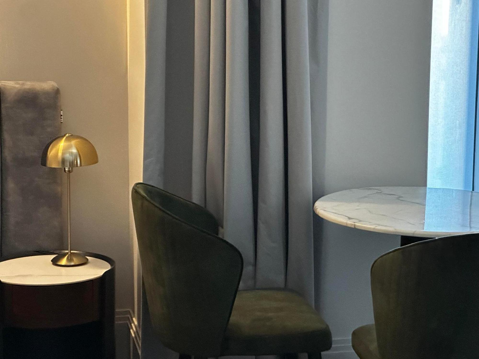 هاستَنغ Vive Hotel المظهر الخارجي الصورة
