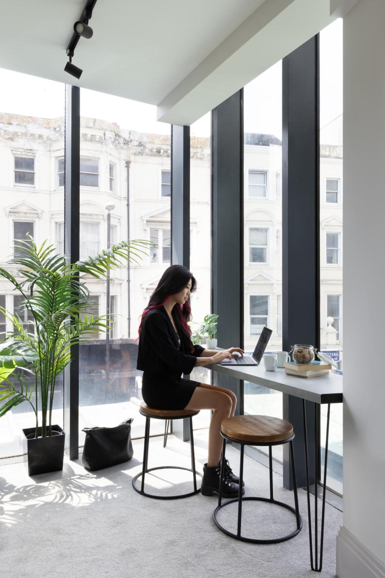 هاستَنغ Vive Hotel المظهر الخارجي الصورة